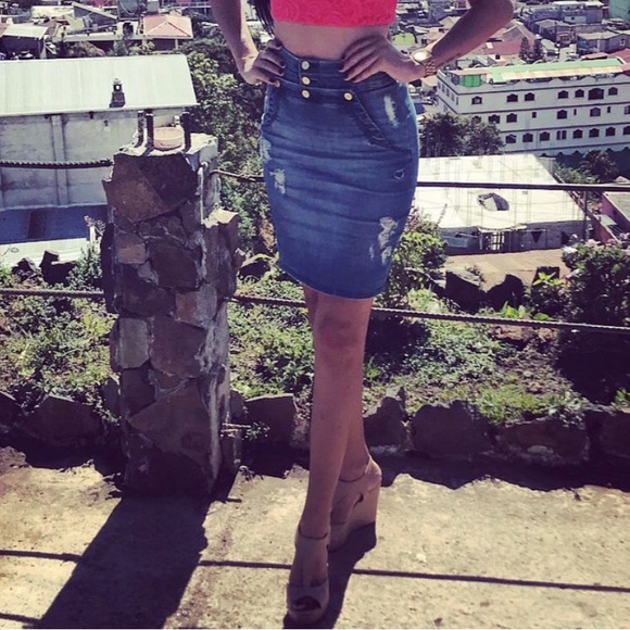 Bebe Jeans skirt size 27 excellent condition - Picture 6 of 7